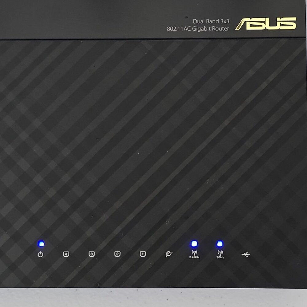 ASUS RT-AC66U Dual Band Gigabit Router Wireless AC1750 - Picture 3 of 14
